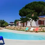 Due Pini Con Piscina Privata *